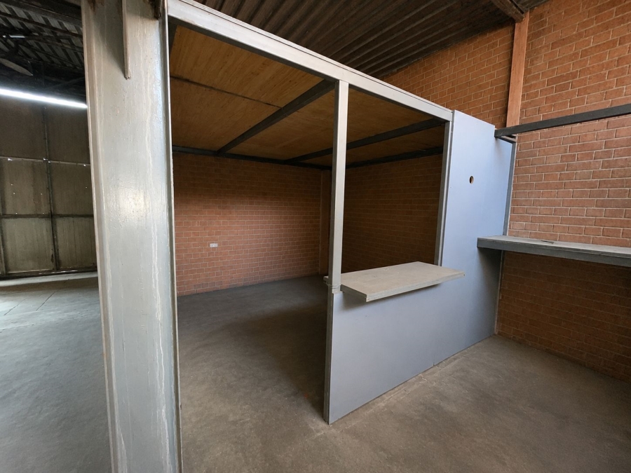 To Let Commercial Property for Rent in Lower Bo-dorp North West